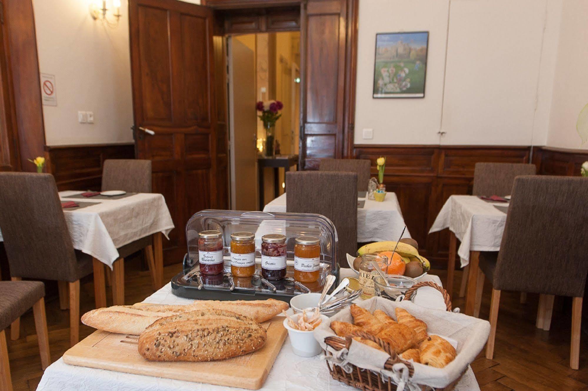 Hotel Sainte Anne - 압트 외부 사진